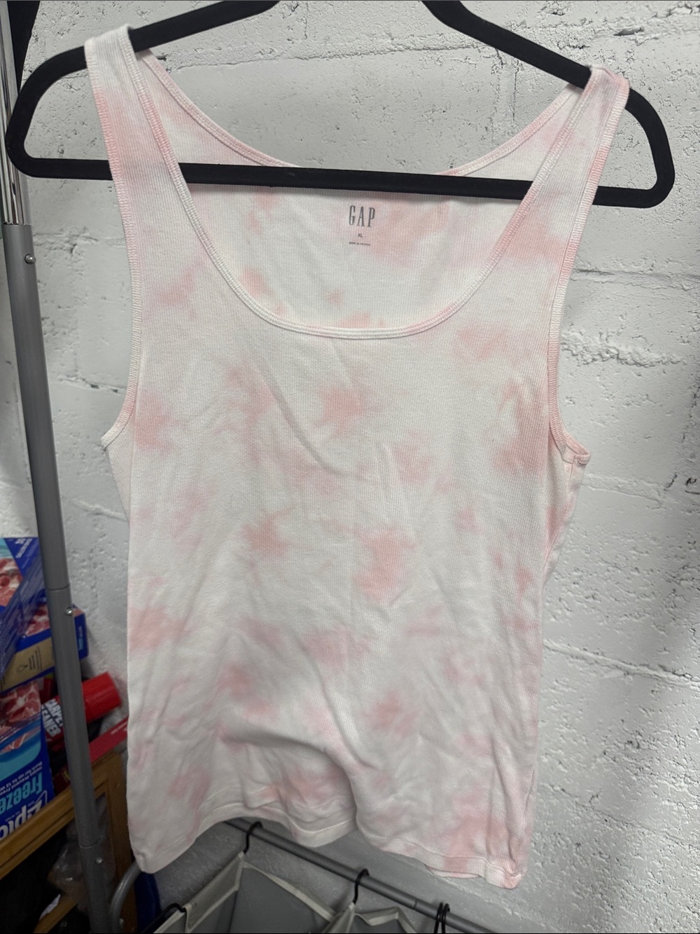 GAP Light Pink Tie-Dye Tank Top - Women's Scoop Neck Size XL